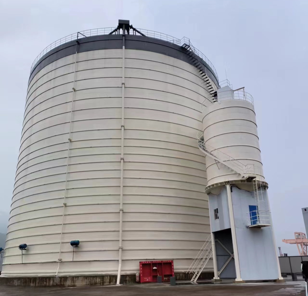 亭湖10万吨水泥钢板库